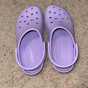 crocs